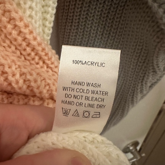 Colorblock V-Neck Sweater  - Pink, White, Peach, and Gray - Picture 5 of 5